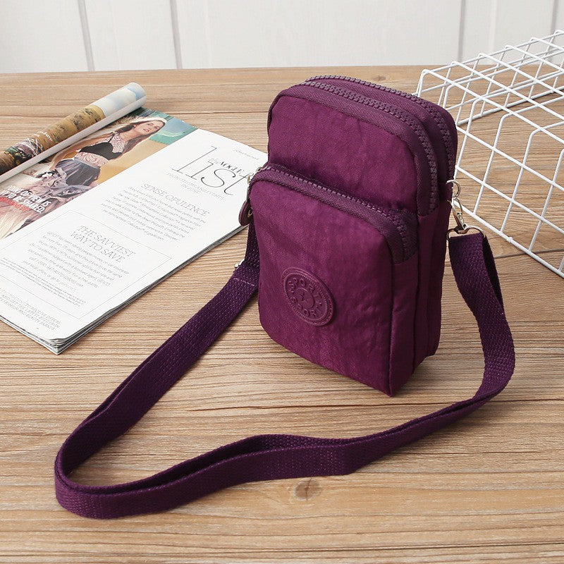 GUCSELECTED(B1735) กระเป๋าสะพายข้างใส่มือถือ เป็นผ้าไนล่อน