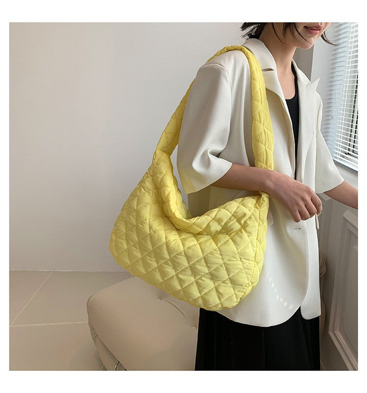 GUCSELECTED(B1846) กระเป๋าสะพายไหล่ใบหญ่เป็นผ้าโพลีเอสเตอร์นุ่มๆ