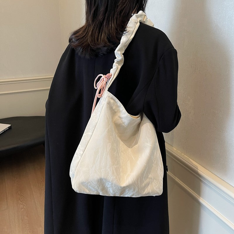 GUCSELECTED(B2495) กระเป๋าสะพายไหล่หนังพียูลายกำมะหยี่-ปรับสายย่นสะพายข้างได้