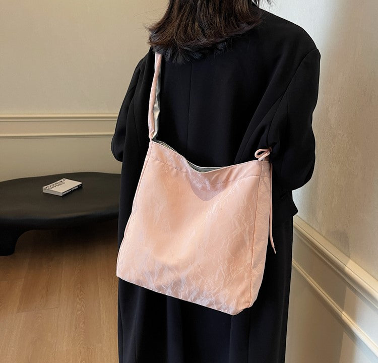 GUCSELECTED(B2495) กระเป๋าสะพายไหล่หนังพียูลายกำมะหยี่-ปรับสายย่นสะพายข้างได้