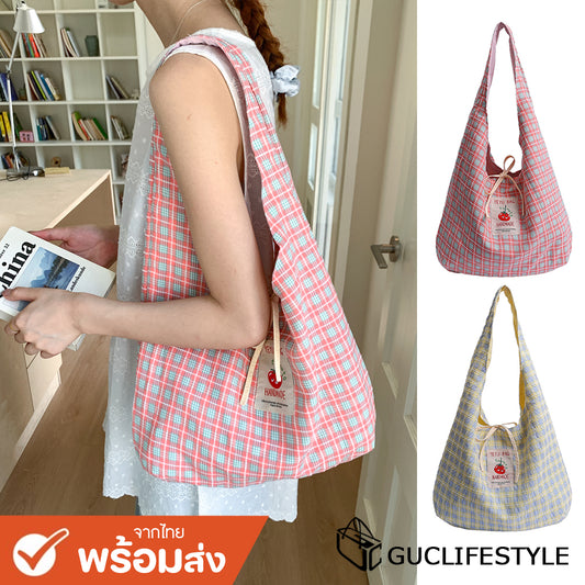 GUCSELECTED(B2497) กระเป๋าสะพายผ้าใบใหญ่ลายสก็อตป้ายมะเขือเทศ ใช้ได้2ด้าน