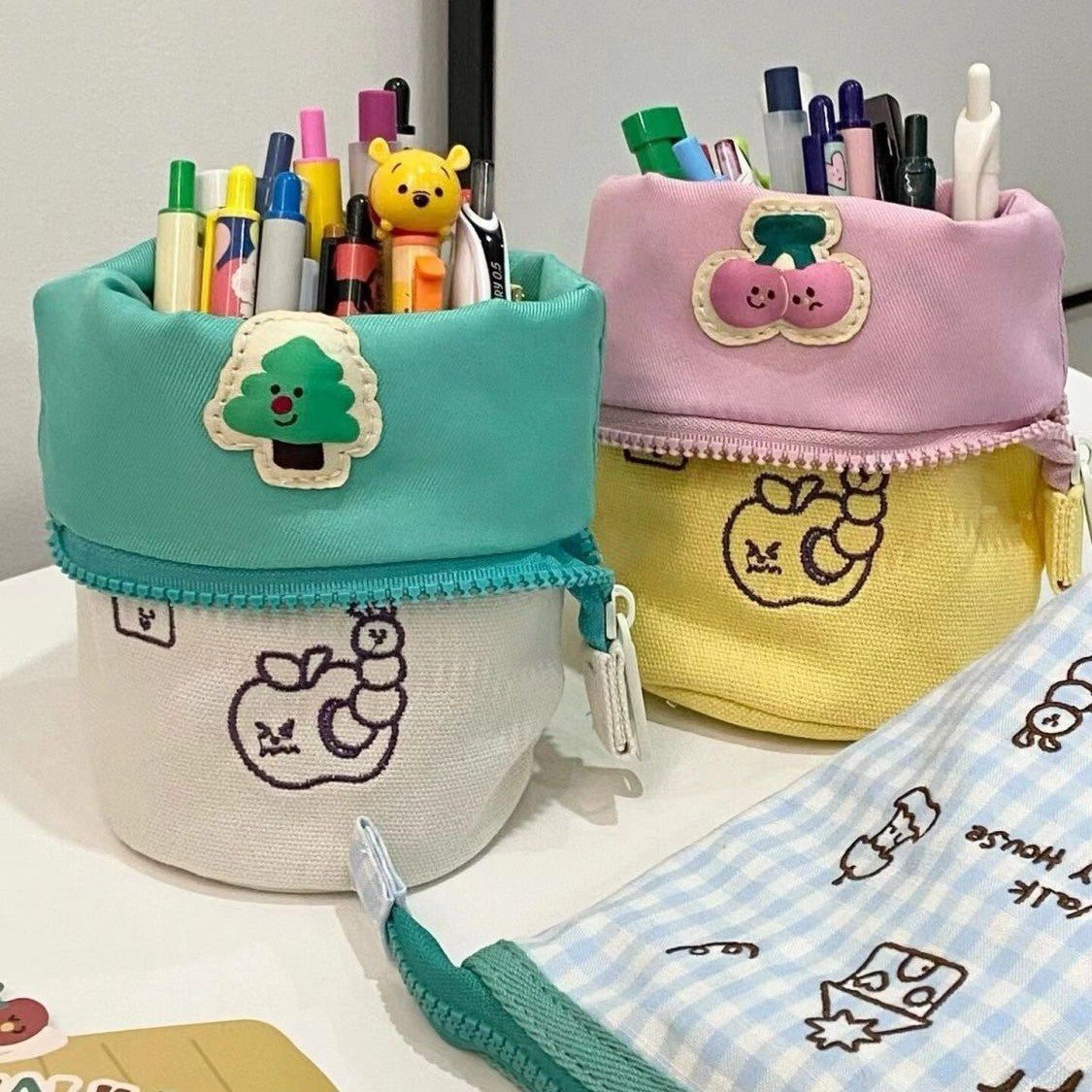 GUCSELECTED(B2299) กระเป๋าใส่ดินสอ-จัดระเบียบเครื่องสำอางค์-ทรงกระบอกพับได้