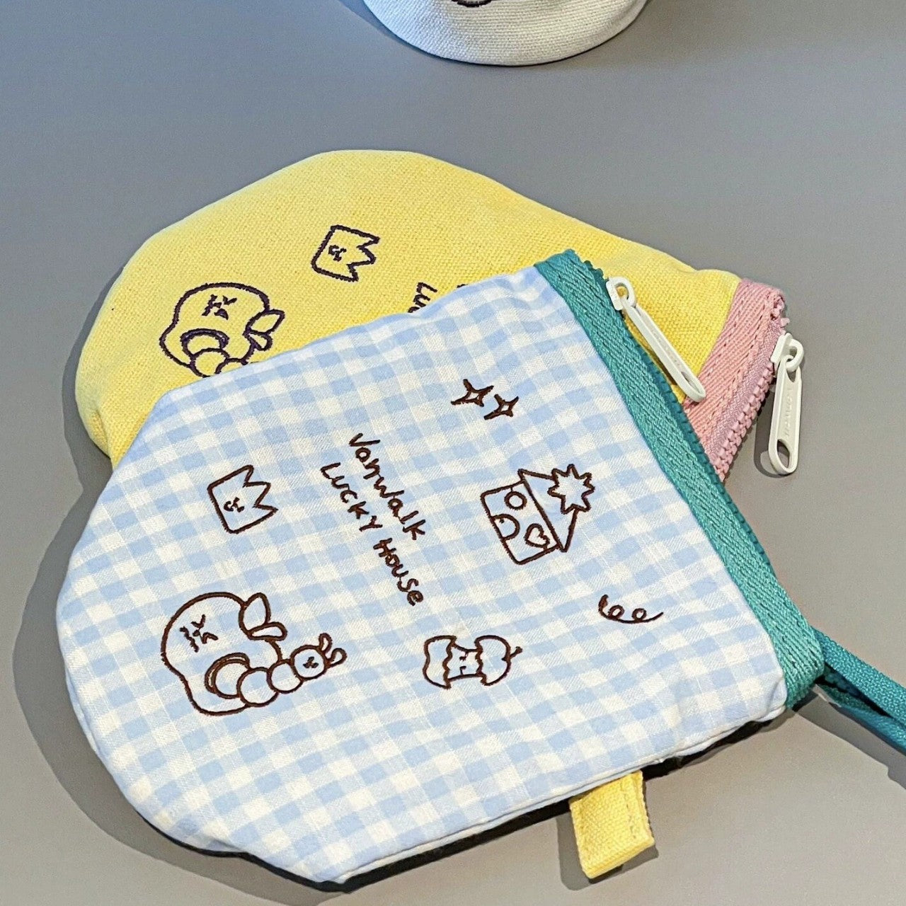 GUCSELECTED(B2299) กระเป๋าใส่ดินสอ-จัดระเบียบเครื่องสำอางค์-ทรงกระบอกพับได้