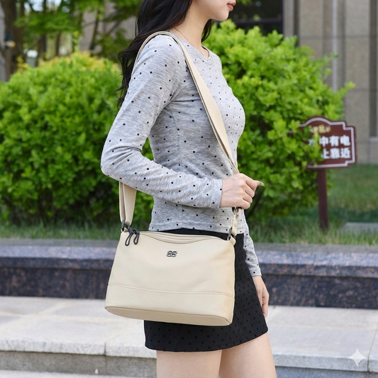 GUCSELECTED(B2556) กระเป๋าสะพายข้างผ้าไนล่อนใบเล็กมี4ช่องซิป ขนาด 10 นิ้ว