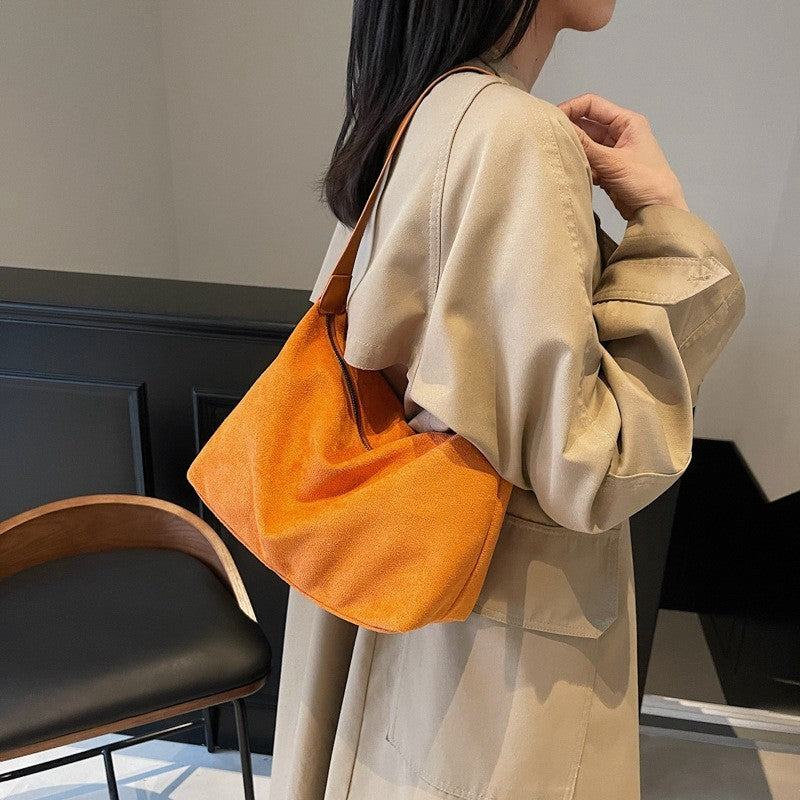 GUCSELECTED(B2344) กระเป๋าสะพายไหล่ผ้าหนังกลับ (ขนาด12.5นิ้ว)