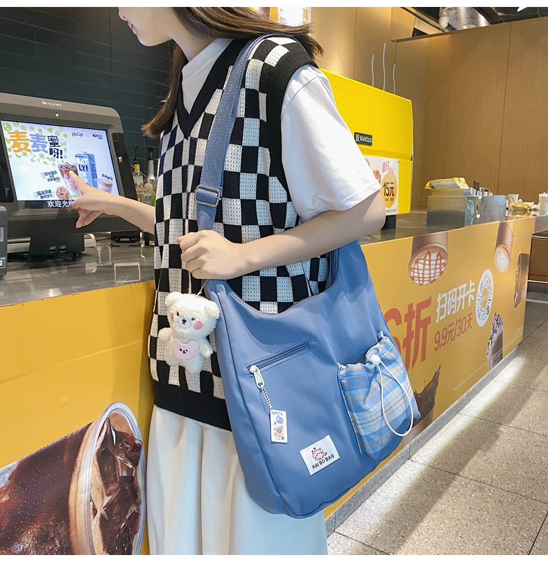 GUCSELECTED(B1726) -กระเป๋าสะพายข้างป้าย KAI BO BAG ช่องใสของลายสก็อต ใบใหญ่ **มีพวงกุญแจแถมให้**