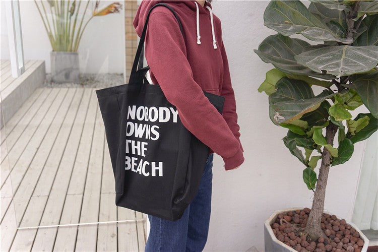 GUCSELECTED(B1783) กระเป๋าผ้าใบใหญ่ NOBODY OWNS THE BEACH ผ้าแคนวาสมี4สาย